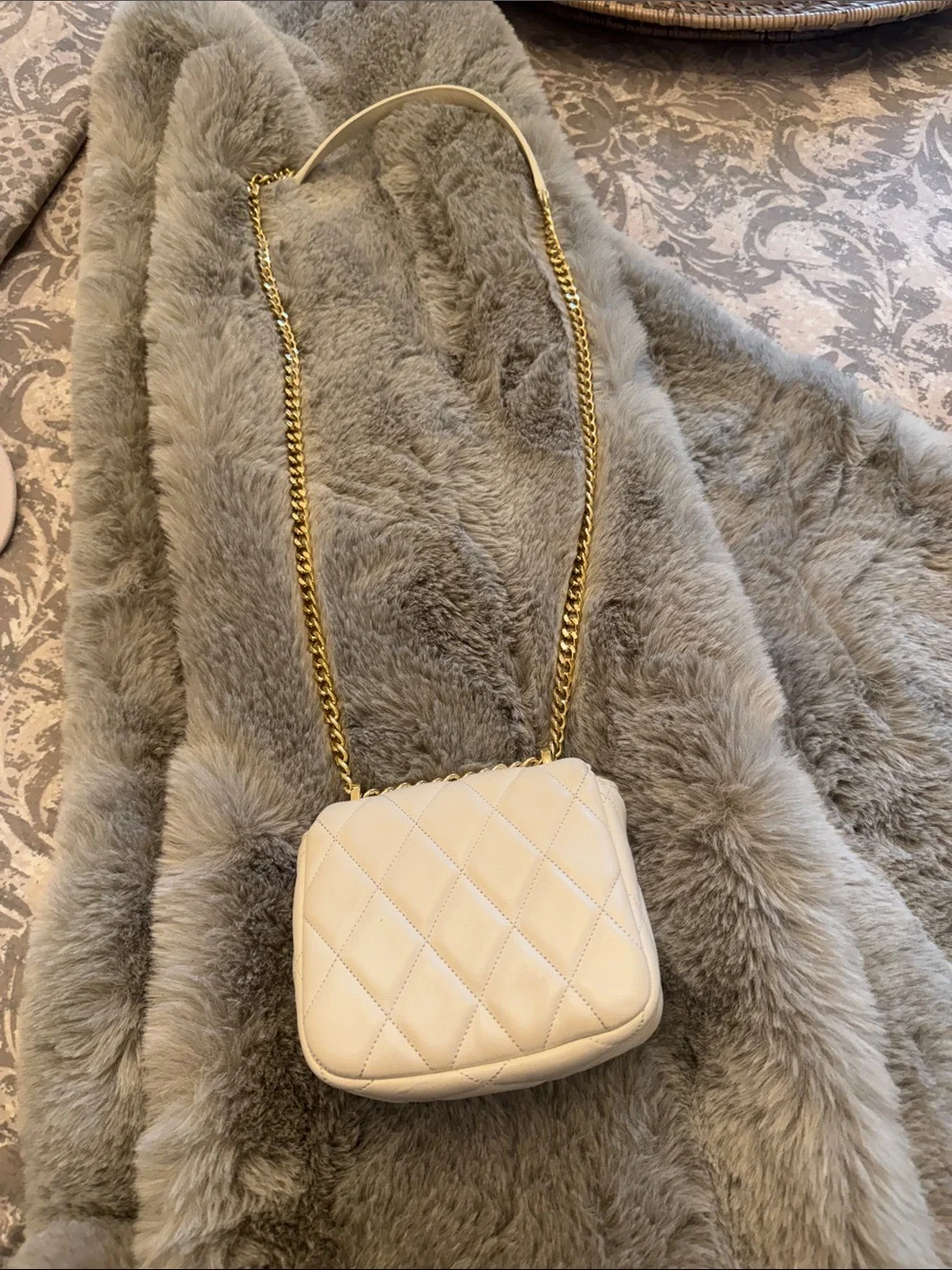 kate spade Carey Cream Quilted Crossbody with Gold Chain..Micro